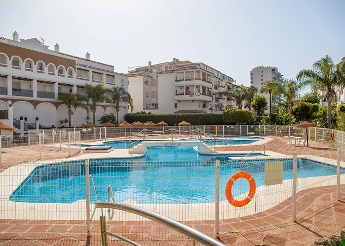 C19 Sunny Apartment With Pool And Terrace